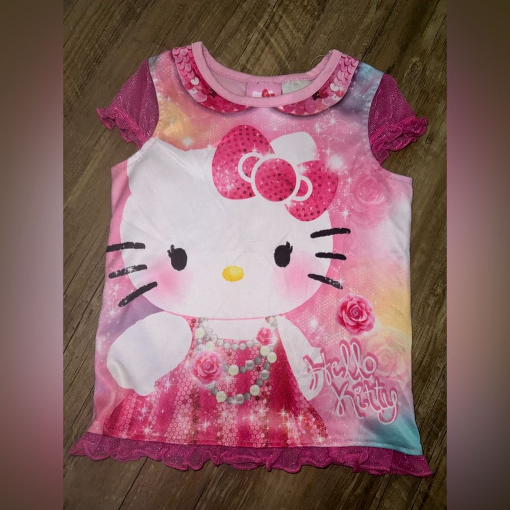 Hello Kitty Tshirt